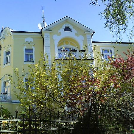 Villa Sonnenstrahl Марианске-Лазне Экстерьер фото