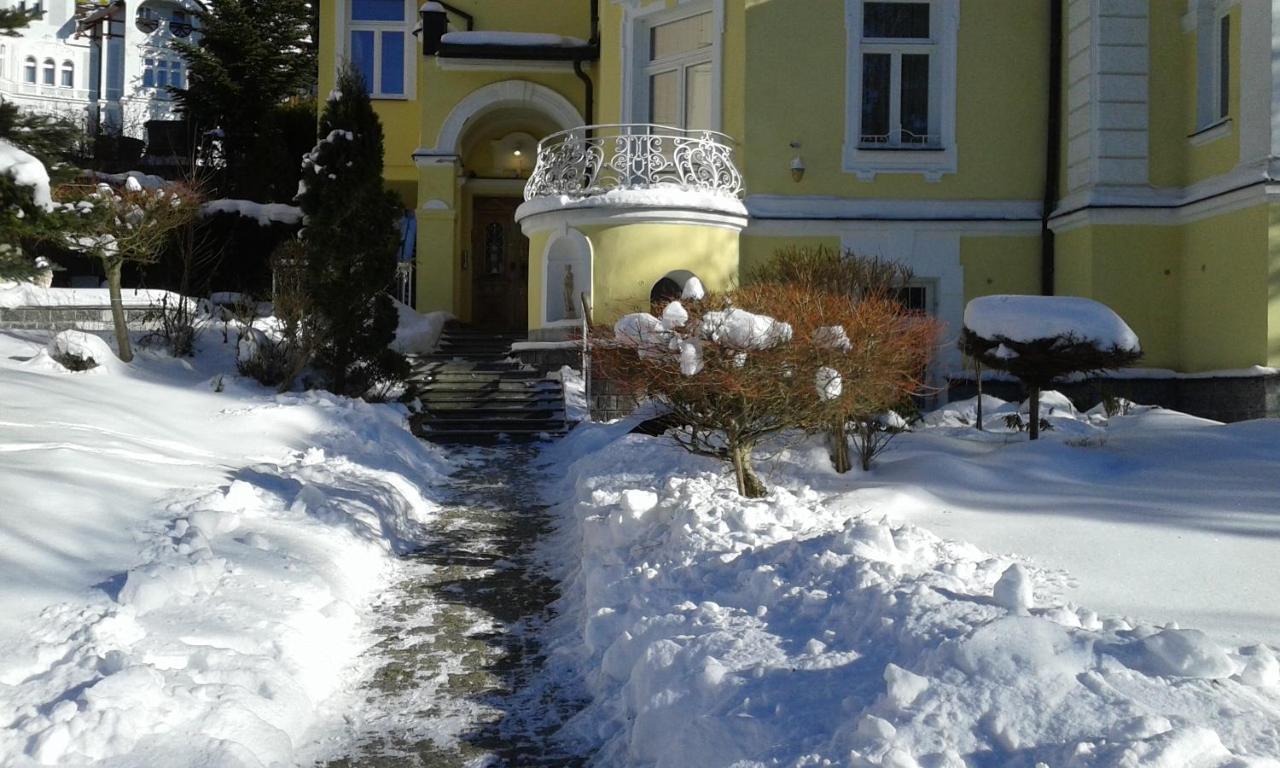 Villa Sonnenstrahl Марианске-Лазне Экстерьер фото